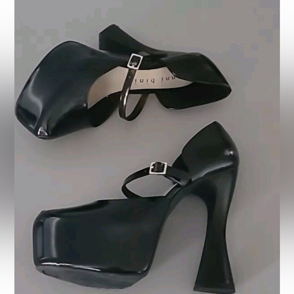 Gianni Bini Quincy Mary Jane Black Platform Pumps - Picture 2 of 9